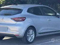 Usata Renault Clio V 100 CV (73 kW) 2022 Bluazzurro Berlina