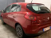 Usata Fiat Bravo 120 CV (88 kW) 2011 Rosso Utilitaria