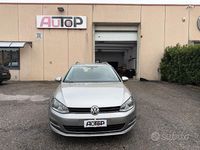 Usata VW Golf VII Highline 110 CV (80 kW) 2016 Grigio Station wagon