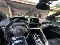 Usata Peugeot 3008 GT-line 131 CV (96 kW) 2019 Bluazzurro SUV