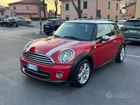 Usata Mini Cooper D 112 CV (82 kW) 2010 Rosso Utilitaria