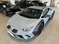 Usata Lamborghini Huracán 610 CV (448 kW) 2024 Grigio Coupé