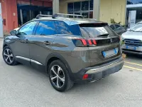 Usata Peugeot 3008 GT-line 120 CV (88 kW) 2018 Verde SUV