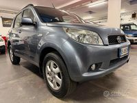 Usata Daihatsu Terios 105 CV (77 kW) 2007 Grigio SUV