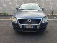 Usata VW Passat Highline 170 CV (125 kW) 2009 Grigio Station wagon