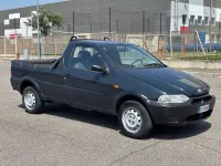 Usata Fiat Strada 82 CV (60 kW) 2001 Blu/azzurro Pick-up