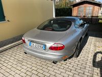 Usata Jaguar XK8 300 CV (220 kW) 2003 Grigio Coupé