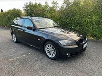 Usata BMW 320 143 CV (105 kW) 2010 Nero Station wagon