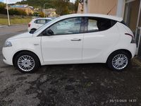 Usata Lancia Ypsilon Gold 95 CV (69 kW) 2017 Bianco Utilitaria