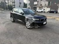 Usata Volvo XC40 129 CV (94 kW) 2022 Nero SUV