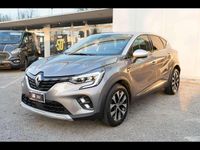 Usata Renault Captur Techno 91 CV (66 kW) 2024 Grigio cassiopea / tetto grigi SUV