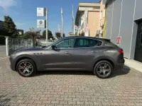 Usata Maserati Levante 250 CV (183 kW) 2016 Grigio SUV