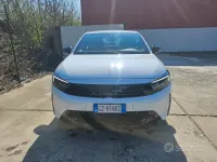 Usata Opel Corsa 101 CV (74 kW) 2025 Bianco Utilitaria