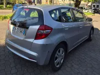 Usata Honda Jazz Trend 90 CV (66 kW) 2011 Argento Utilitaria
