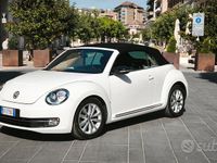 Usata VW Beetle Cabriolet R-line 105 CV (77 kW) 2013 Bianco Cabrio