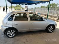 Usata Opel Corsa 60 CV (44 kW) 2005 Grigio Utilitaria
