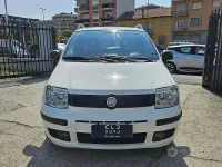 Usata Fiat Panda Pop 69 CV (50 kW) 2012 Bianco Utilitaria
