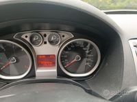 Usata Ford Kuga 140 CV (102 kW) 2012 Bianco SUV