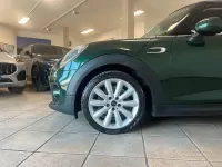 Usata Mini Cooper D 116 CV (85 kW) 2016 Verde Utilitaria