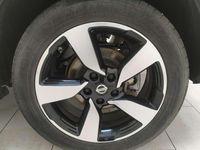 Usata Nissan Qashqai N-Connecta 131 CV (96 kW) 2017 Bianco SUV