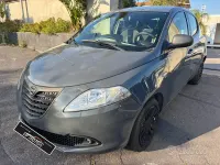 Usata Lancia Ypsilon 69 CV (50 kW) 2015 Grigio Utilitaria