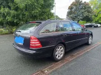 Usata Mercedes C200 Avantgarde 122 CV (89 kW) 2006 Blu/azzurro Station wagon