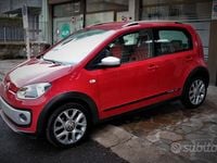 Usata VW up! 75 CV (55 kW) 2015 Rosso Utilitaria