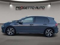 Usata VW Golf VIII R-line 131 CV (96 kW) 2024 Grigio Berlina