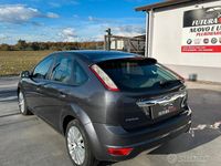 Usata Ford Focus 108 CV (79 kW) 2009 Grigio Berlina