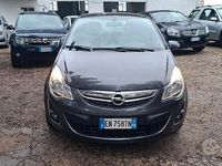 Usata Opel Corsa Edition 75 CV (55 kW) 2013 Grigio Berlina