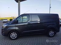 Usata Ford Transit Custom Titanium 131 CV (96 kW) 2022 Grigio Berlina