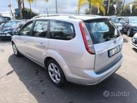 Usata Ford Focus 110 CV (80 kW) 2011 Grigio Station wagon