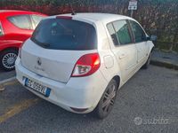 Usata Renault Clio II 75 CV (55 kW) 2011 Bianco Berlina