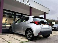 Usata Toyota Yaris Hybrid Trend 92 CV (67 kW) 2022 Argento Berlina