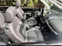 Usata VW New Beetle Cabriolet 116 CV (85 kW) 2004 Cabrio