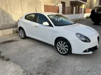 Usata Alfa Romeo Giulietta 120 CV (88 kW) 2019 Bianco Utilitaria