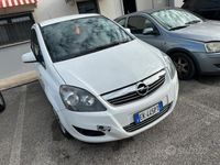 usata Opel Zafira 1.6 turbo benzina leggi l'annuncio