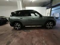 Usata Mini Cooper Countryman Favoured 163 CV (119 kW) 2025 Grigio SUV
