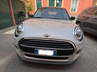 Begagnad Mini Cooper Business 136 HK (100 kW) 2020 Vit Halvkombi