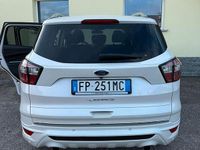 Usata Ford Kuga Vignale 150 CV (110 kW) 2018 Bianco SUV