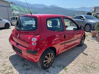 Usata Renault Twingo Dynamique 75 CV (55 kW) 2009 Rosso Utilitaria