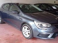 Usata Renault Mégane IV Life 116 CV (85 kW) 2019 Grigio Berlina