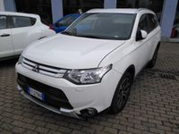 usata Mitsubishi Outlander 2.2 DI-D 4WD Instyle 7p.