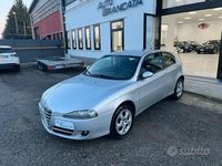 Usata Alfa Romeo 147 105 CV (77 kW) 2008 Grigio Utilitaria