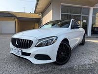 Usata Mercedes C220 AMG 170 CV (125 kW) 2014 Bianco Berlina