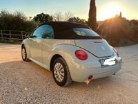 Usata VW New Beetle 101 CV (74 kW) 2004 Blu Utilitaria