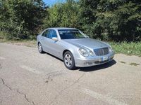 Usata Mercedes 220 2002 Grigio Berlina