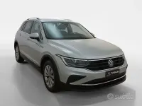 Usata VW Tiguan Life 122 CV (89 kW) 2023 Grigio SUV