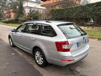 Usata Skoda Octavia Elegance 105 CV (77 kW) 2015 Grigio Utilitaria