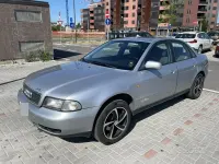 Usata Audi A4 125 CV (91 kW) 1998 Grigio Berlina